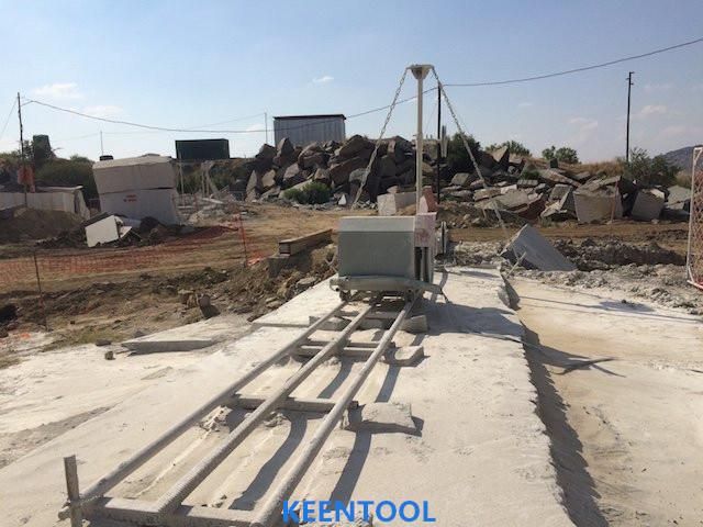 Large Block Squaring in The Quarry 15kw 18.5kw 22kw Mini Wire Saw Machine