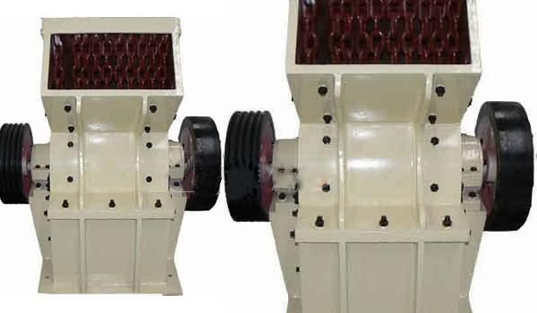 Small Scale Diesel Powered Rock Metal Limestone Mini Hammer Mill Crusher for Gold Mining