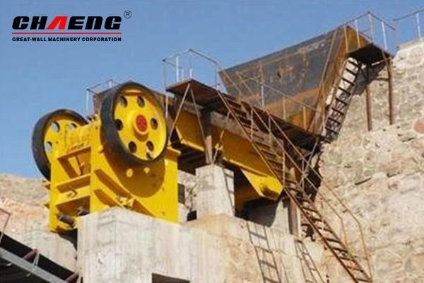 China Capacity 300t/H Stone Jaw Crusher for Mining
