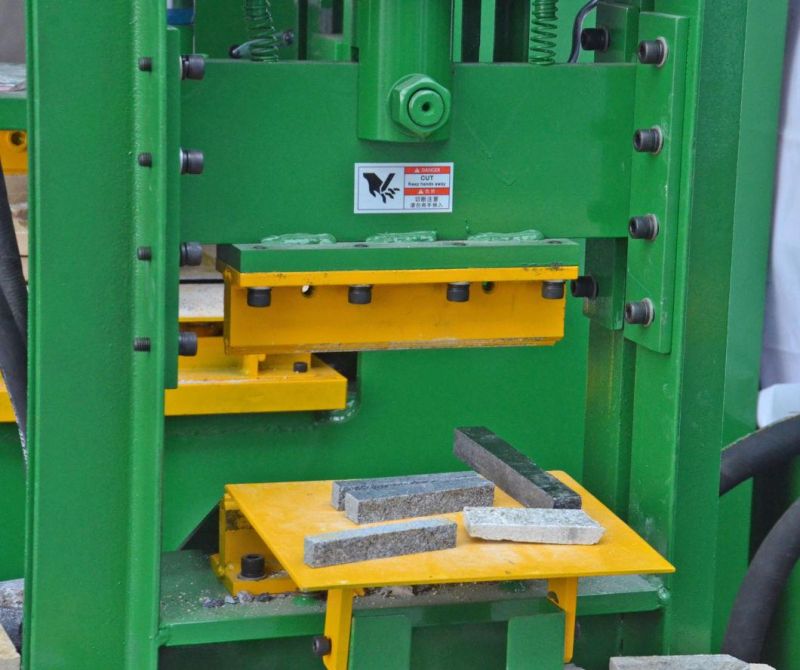 Mosaic Strip Stone Cutter