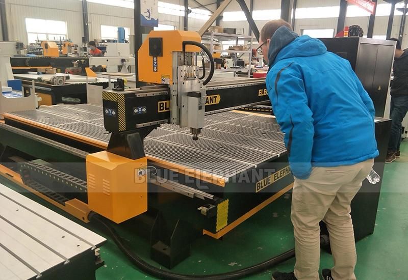 1325 Carving CNC Router Machine on Wood Soft Metal and Stone Engraving